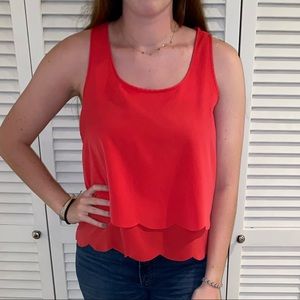 Gianni Bini flowy scalloped tank!